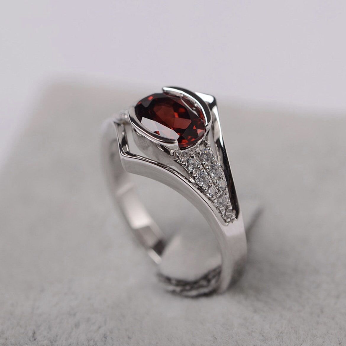 Womens Open-End Red Zircon Ring With Hollow Design