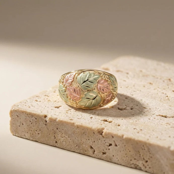 Enamel-colored Irregular Oval Geometric Ring With A Designer Aesthetic For Women