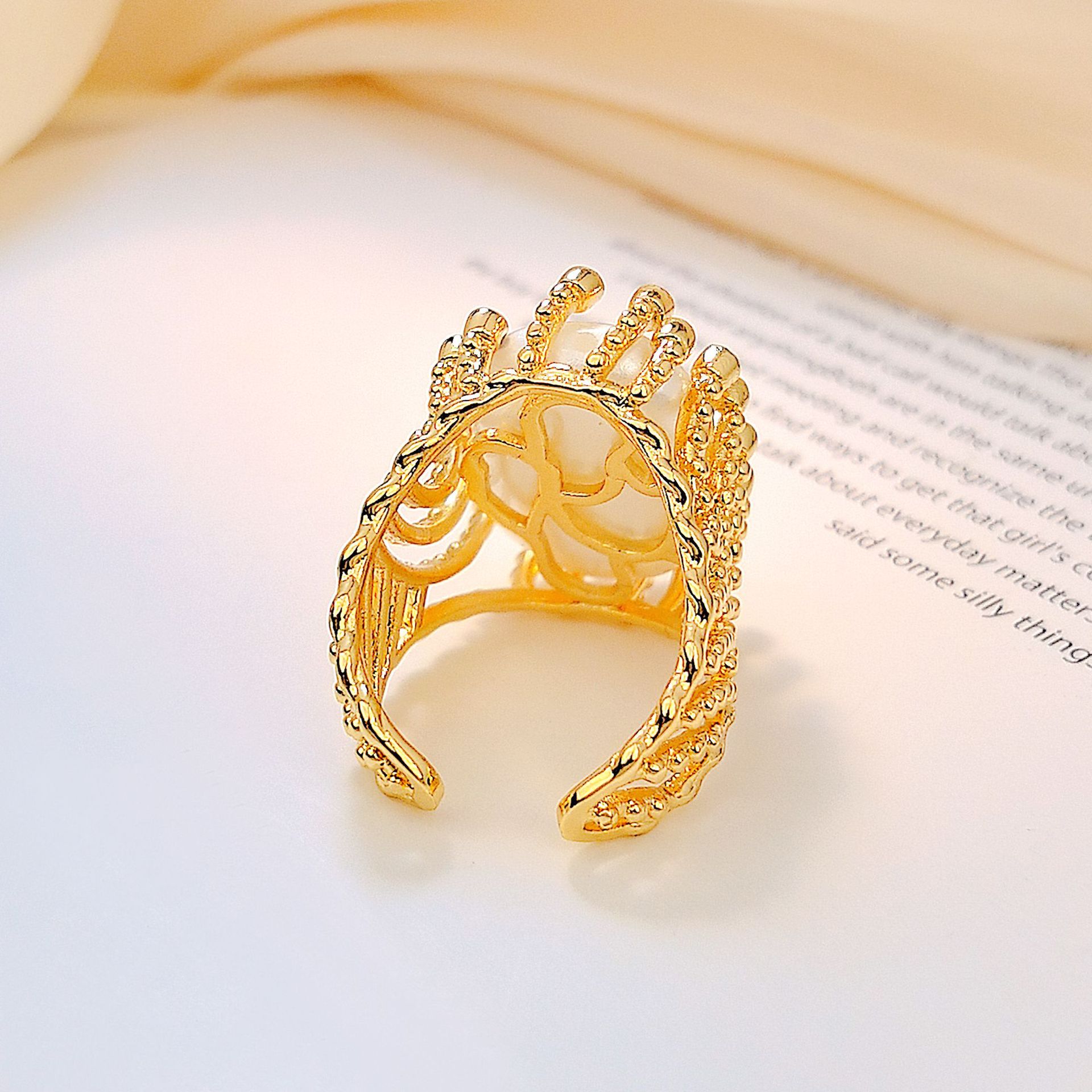 Vintage Ring Classic Style Large Ring Gem With Colorful Zircon