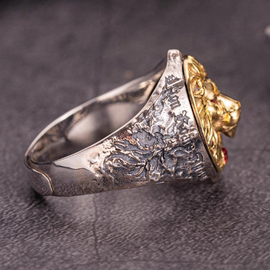 Adjustable Single Ring With A Personalized Engraving