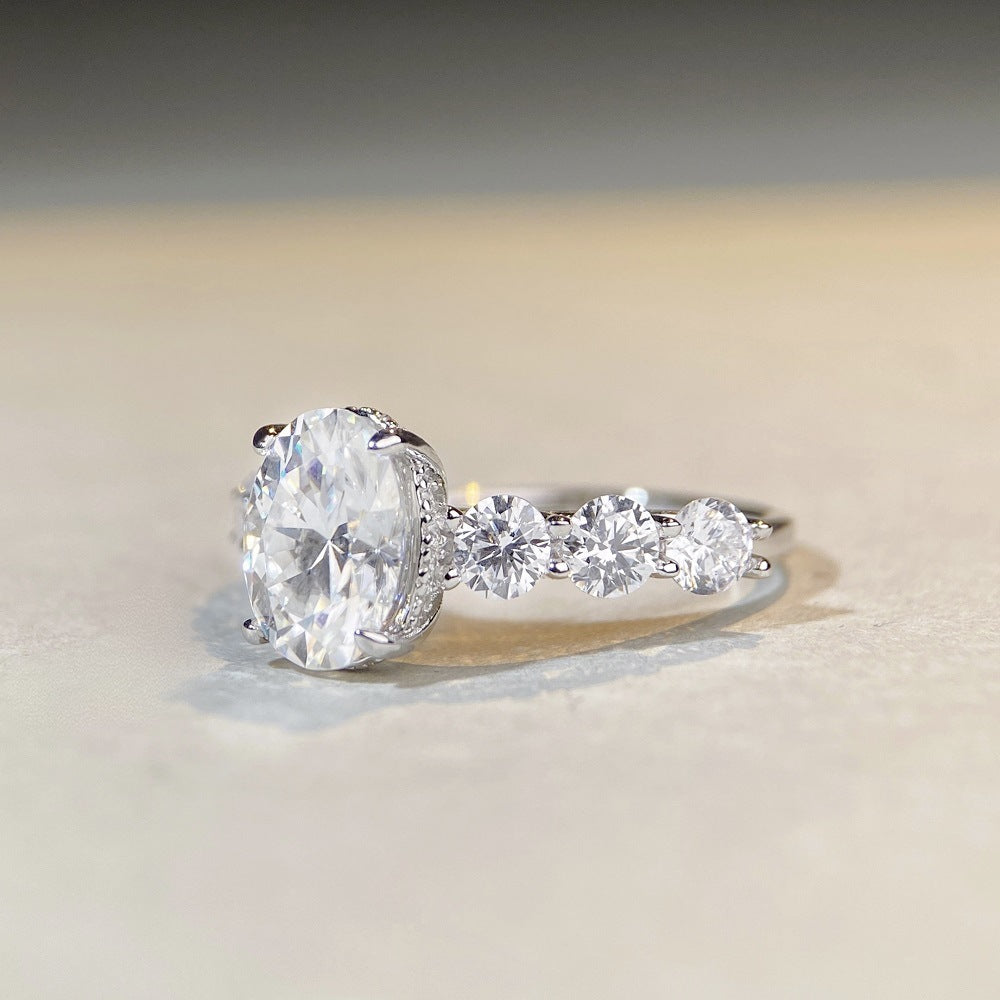 Alien-shaped Moissanite Ring For Women Made Of S925 Sterling Silver