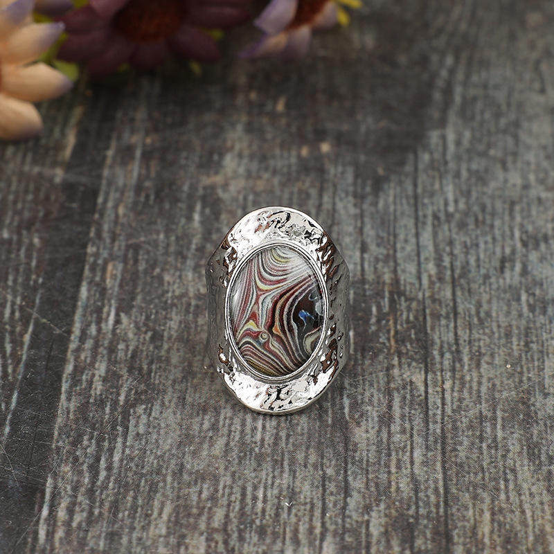 Bohemian Vintage Ring Inlaid With Agate