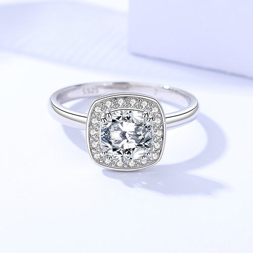 15-Carat Moissanite Ring For The Index Finger