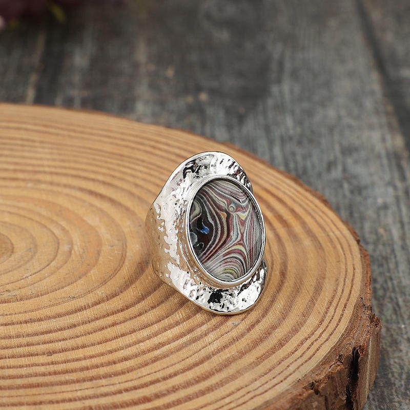 Bohemian Vintage Ring Inlaid With Agate