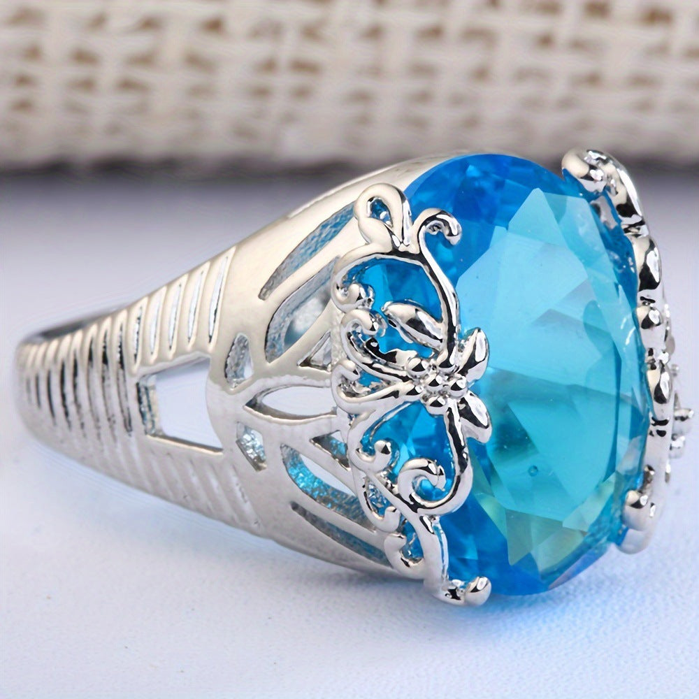 Fashionable And Glamorous Lake-Blue Zircon Ring With Platinum Plating